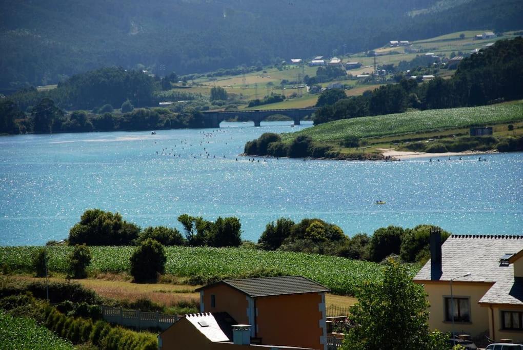 Atico Con Vistas A La Ria Y A Foz Lejlighed Barreiros Eksteriør billede